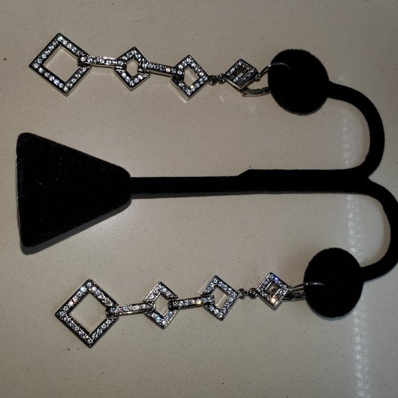 RHINESTONE DANGLE EARRINGS PIERCED BACK - Picture 3 of 3